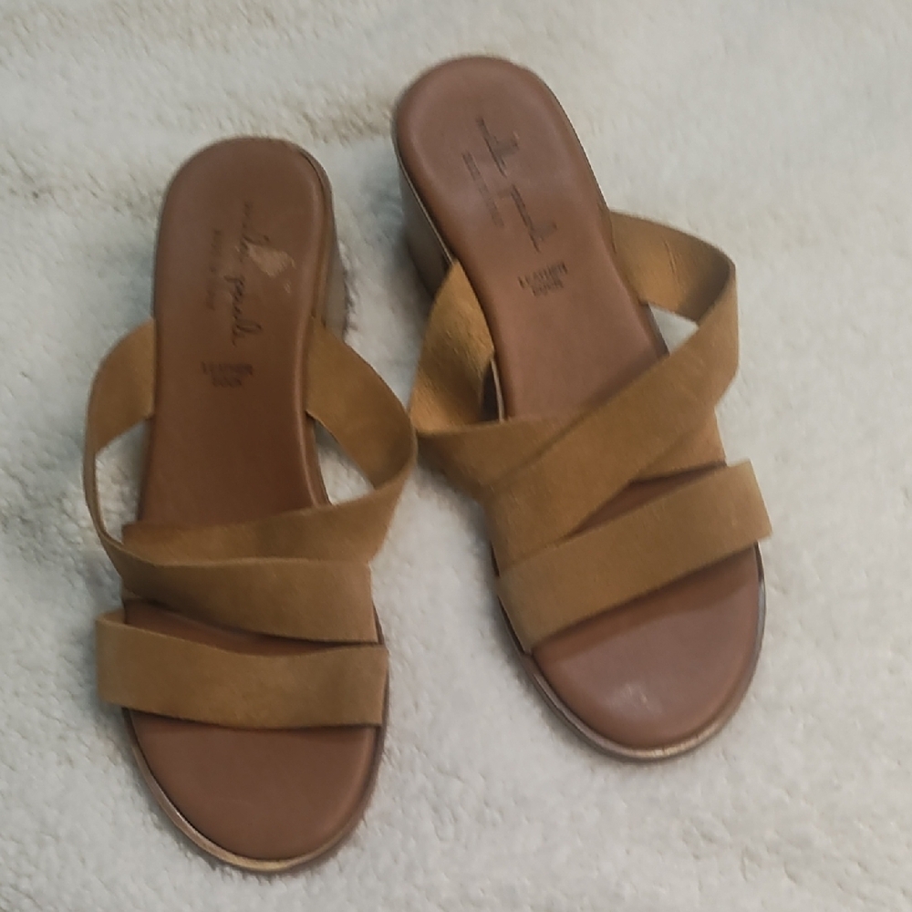 Mila Paoli Tan Slide Sandals with Leather Straps Made in Italy‎